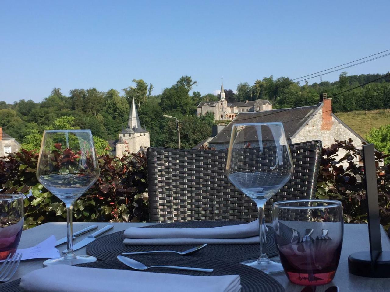 Hotel le Fenil Celles  Buitenkant foto